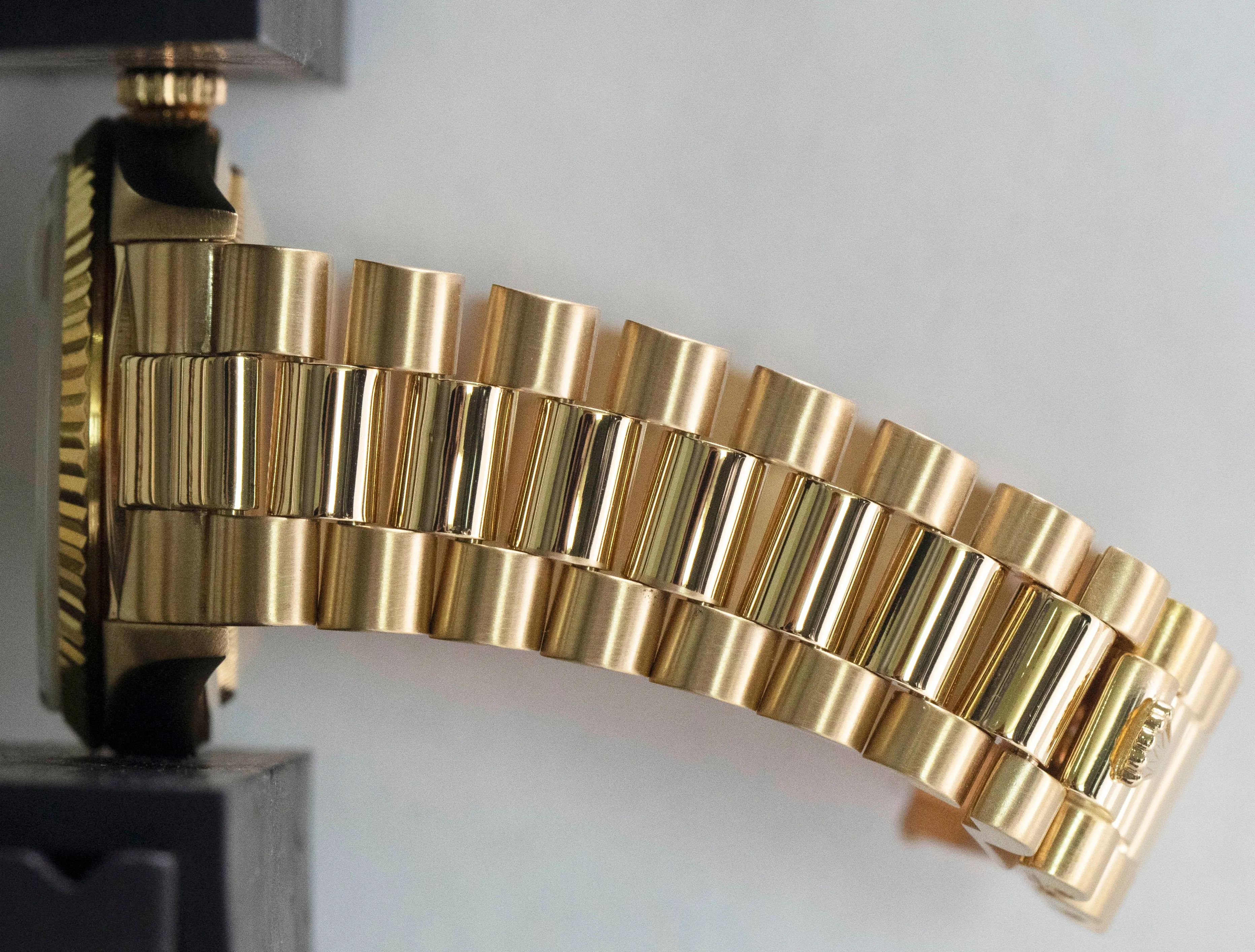 1990 Rolex Day-Date President PAPERS 36mm Diamond 18K Gold Watch 18238 BOX