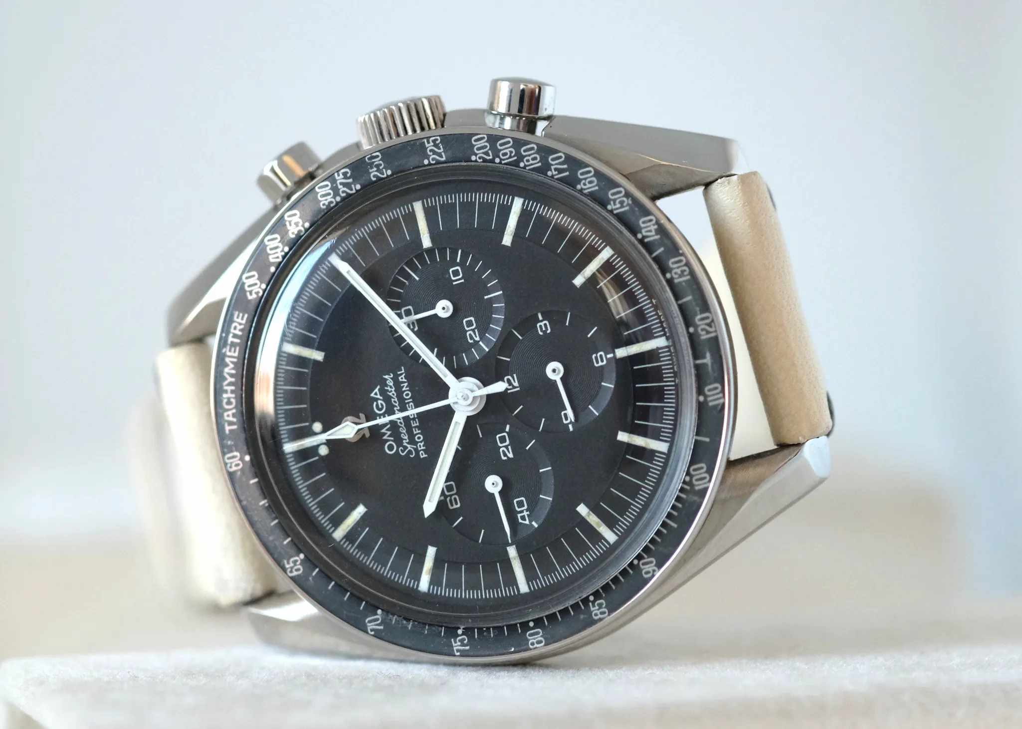 Omega Speedmaster "Grey Ghost" 105.012-66 CB